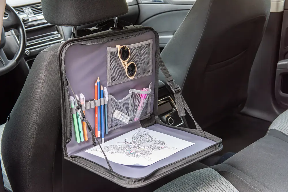 Back seat travel tray billede
